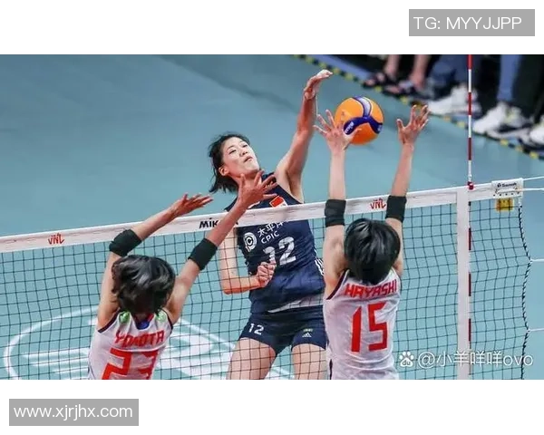 重庆排球队配合引发热议球迷对战术执行与团队默契的不同看法 重庆排球队配合引发热议球迷对战术执行与团队默契的不同看法